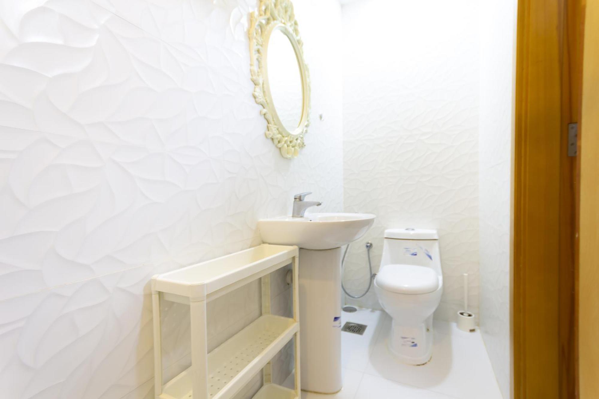 Budget Rooms With Private Bathroom For 'Girls' Only In Dubai, Marina Exterior foto